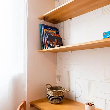 *nouveau* Apt T2 Climatise, Wifi Centre